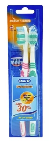 [3014260821852] ORAL B CEPILLO CLASSIC ULTRACLEAN MEDIUM  X 2 